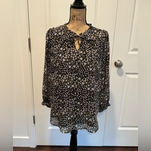 Loft- floral blouse EUC- perfect for the office or with jeans